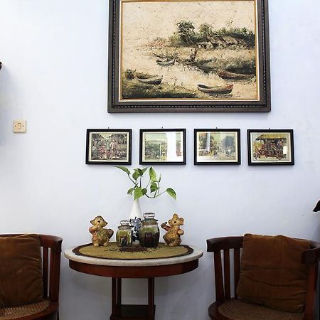 Griya Kedasih Guesthouse Yogyakarta Bagian luar foto