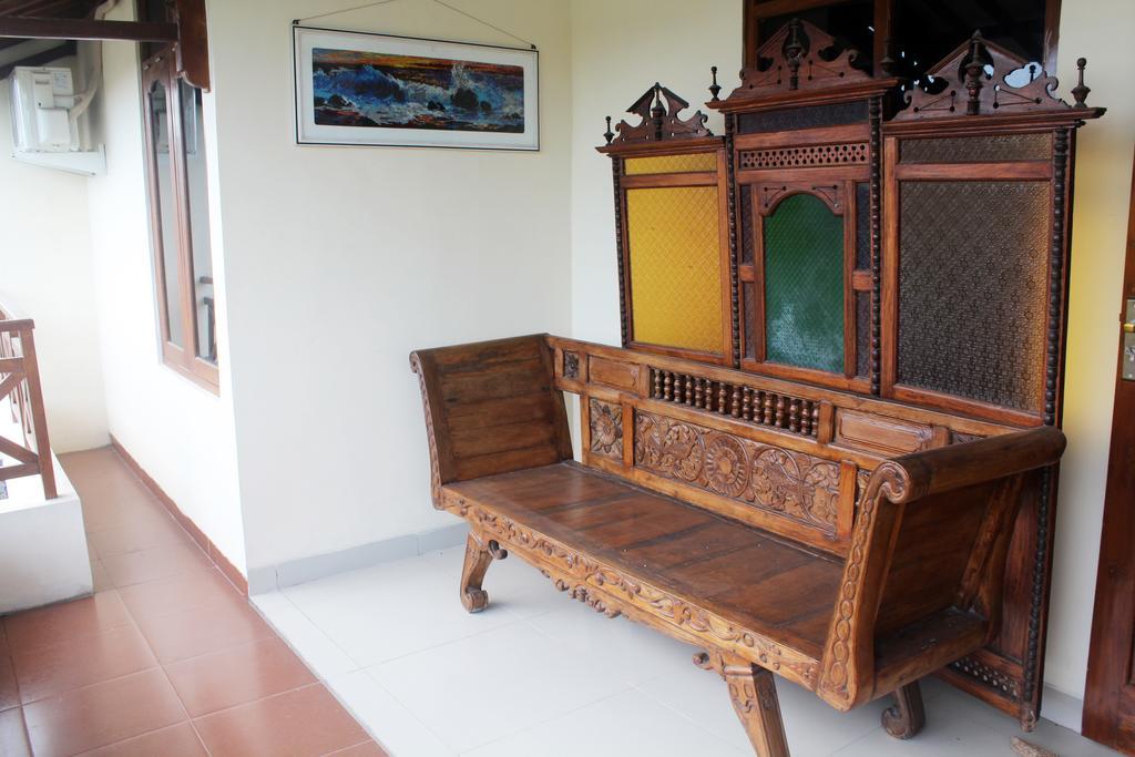 Griya Kedasih Guesthouse Yogyakarta Bagian luar foto